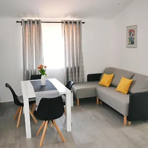  Apartment Klikly
