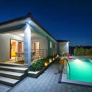  Villa La Casa De Papel